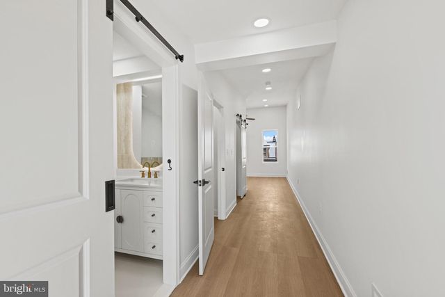 126 N MOUNT ST, Baltimore, MD 21223