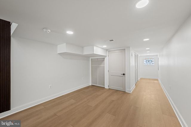 126 N MOUNT ST, Baltimore, MD 21223