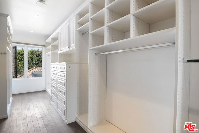 1041 N Orlando Avenue, West Hollywood, CA 90069