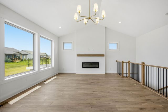 130 NW Crabtree Lane, Waukee, IA 50263