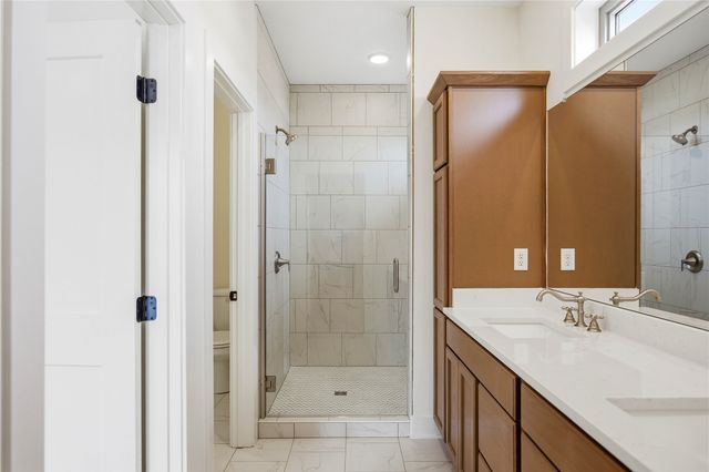 130 NW Crabtree Lane, Waukee, IA 50263