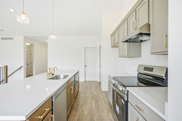 130 NW Crabtree Lane, Waukee, IA 50263