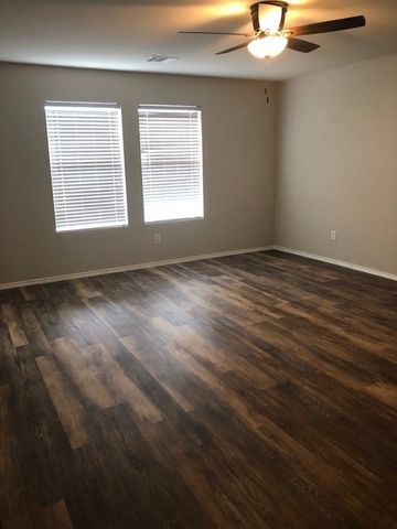 625 Chalk KNoll Road, Fort Worth, TX 76108