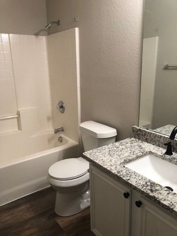 625 Chalk KNoll Road, Fort Worth, TX 76108