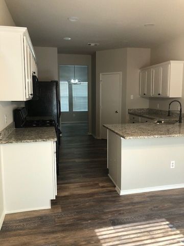 625 Chalk KNoll Road, Fort Worth, TX 76108