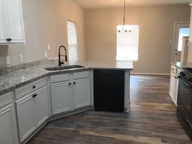 625 Chalk KNoll Road, Fort Worth, TX 76108