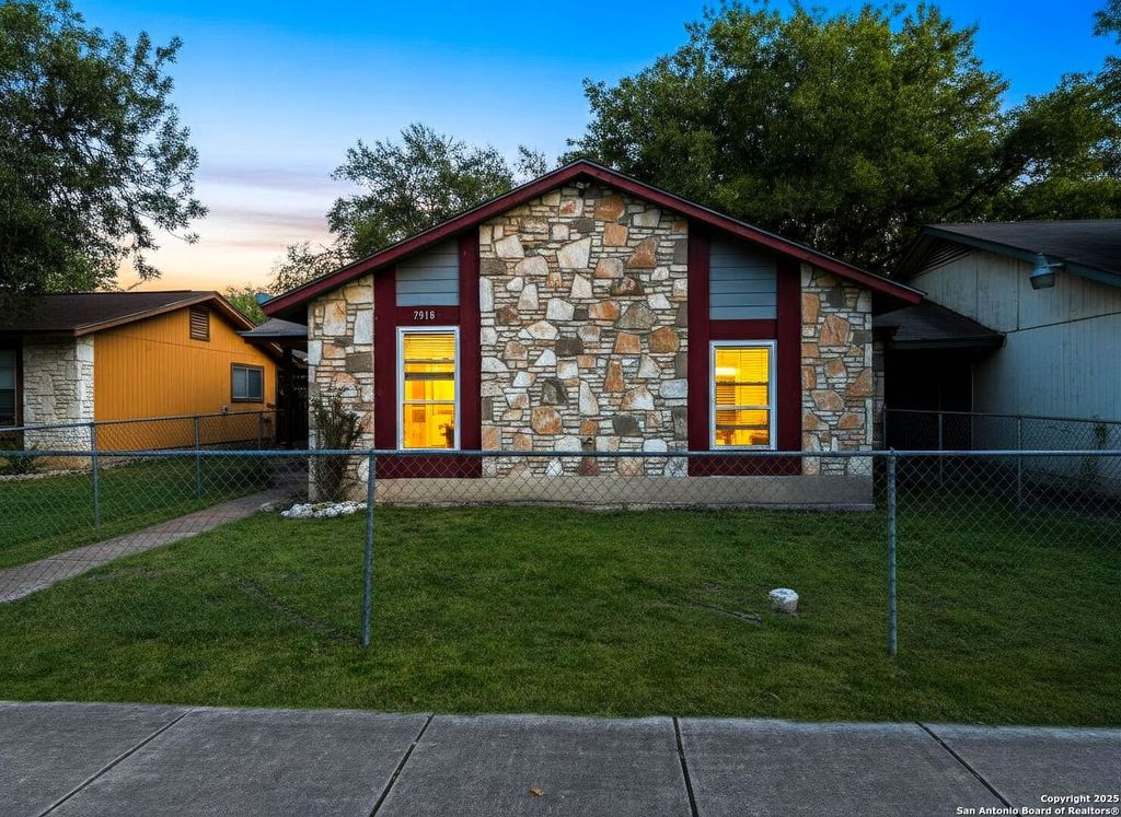 7918 Mallow, San Antonio, TX 78239