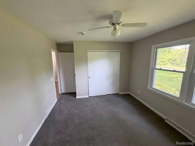 140 DARWIN Road, Putnam Township, MI 48169