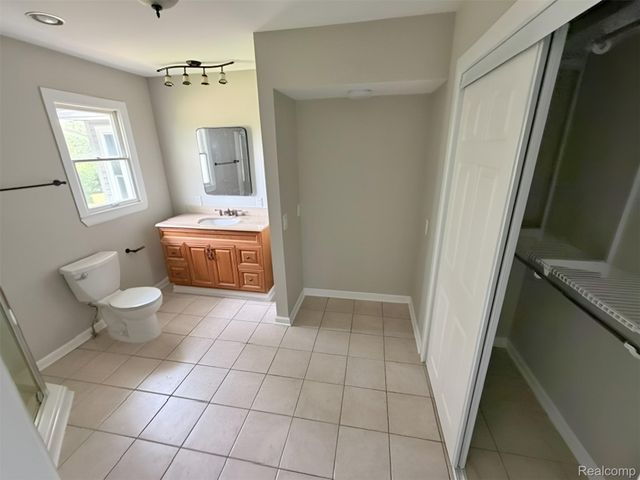 140 DARWIN Road, Putnam Township, MI 48169