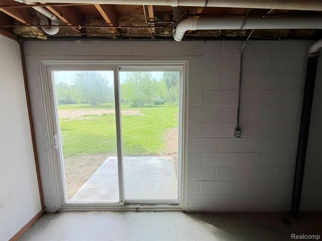 140 DARWIN Road, Putnam Township, MI 48169