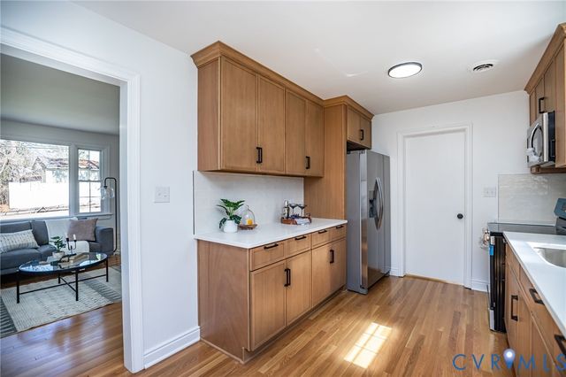 6013 Stanbrook Dr, North Chesterfield, VA 23234