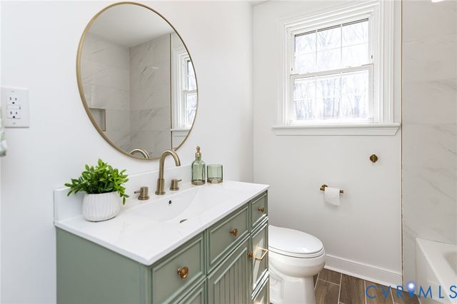 6013 Stanbrook Dr, North Chesterfield, VA 23234