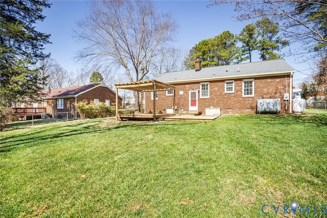 6013 Stanbrook Dr, North Chesterfield, VA 23234