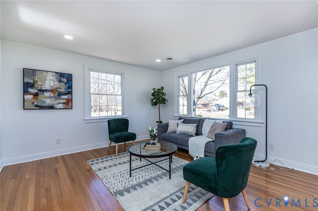 6013 Stanbrook Dr, North Chesterfield, VA 23234