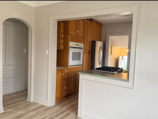 618 E 12th Street, Lockport, IL 60441