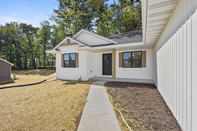 W173 MEADOW RIDGE TRAIL, Kaukauna, WI 54130