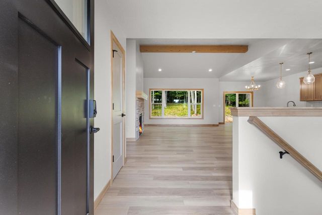 W173 MEADOW RIDGE TRAIL, Kaukauna, WI 54130