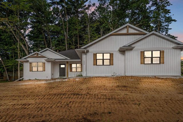 W173 MEADOW RIDGE TRAIL, Kaukauna, WI 54130