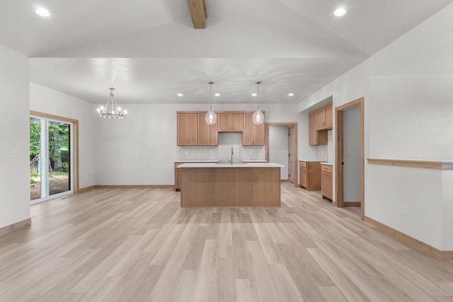 W173 MEADOW RIDGE TRAIL, Kaukauna, WI 54130