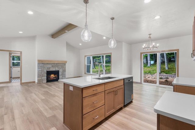 W173 MEADOW RIDGE TRAIL, Kaukauna, WI 54130