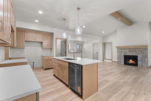 W173 MEADOW RIDGE TRAIL, Kaukauna, WI 54130