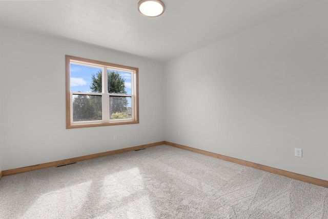 W173 MEADOW RIDGE TRAIL, Kaukauna, WI 54130