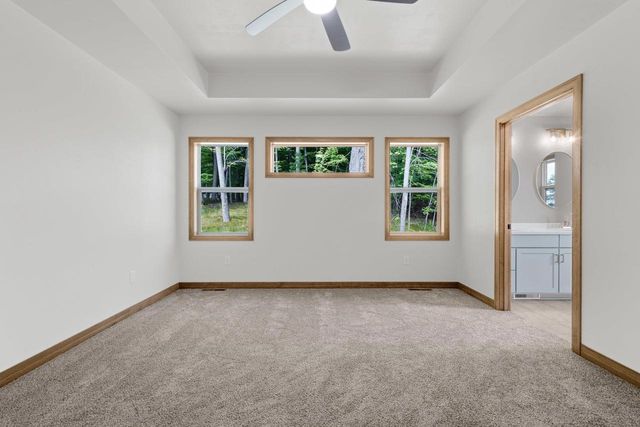 W173 MEADOW RIDGE TRAIL, Kaukauna, WI 54130