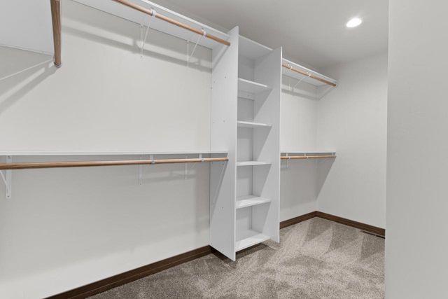 W173 MEADOW RIDGE TRAIL, Kaukauna, WI 54130