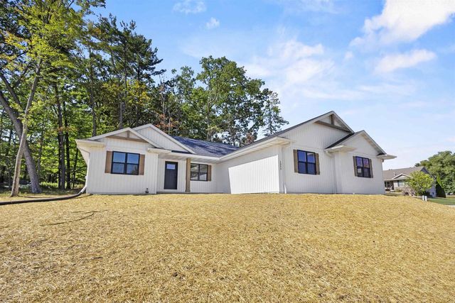 W173 MEADOW RIDGE TRAIL, Kaukauna, WI 54130