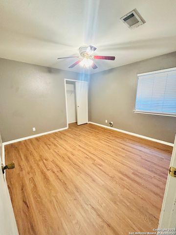 7127 STILL HOLLOW DR, San Antonio, TX 78244