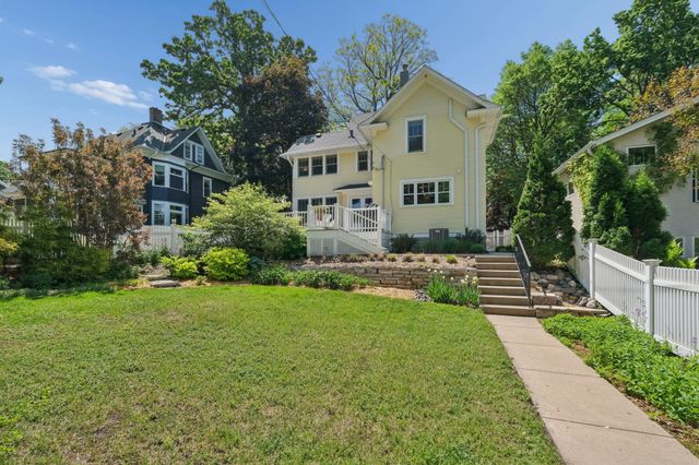 1907 Goodrich Avenue, Saint Paul, MN 55105