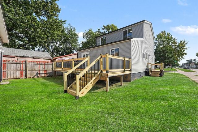 8603 Essex Avenue, Warren, MI 48089