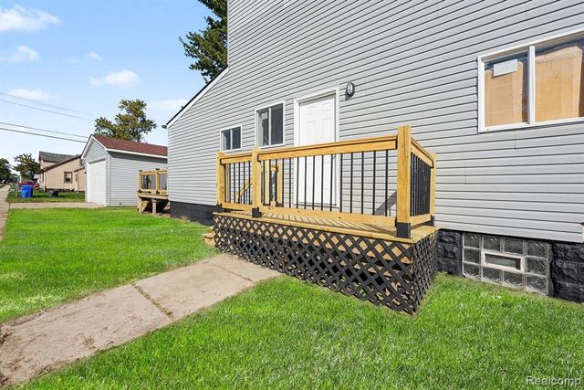 8603 Essex Avenue, Warren, MI 48089