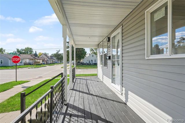 8603 Essex Avenue, Warren, MI 48089