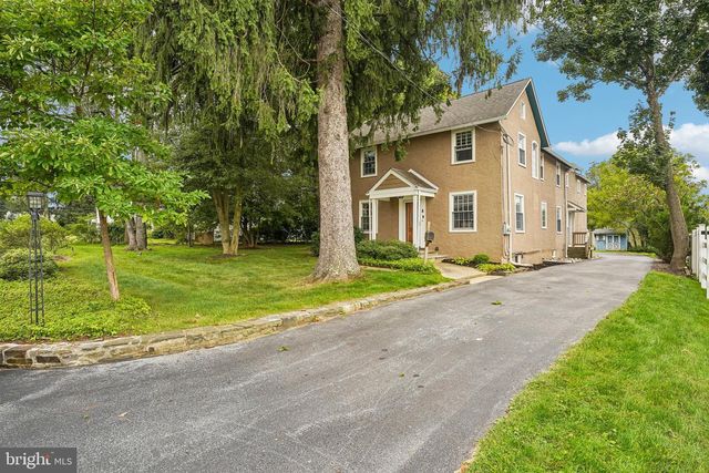 4 CRUMLEY AVE, Malvern, PA 19355