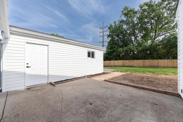 3819 Lynward Road, Columbus, OH 43228