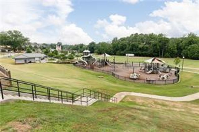 326 Cavalier SE Lane, Acworth, GA 30102