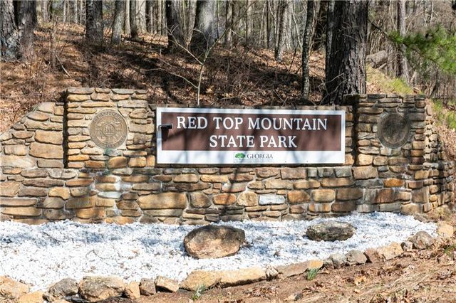 326 Cavalier SE Lane, Acworth, GA 30102