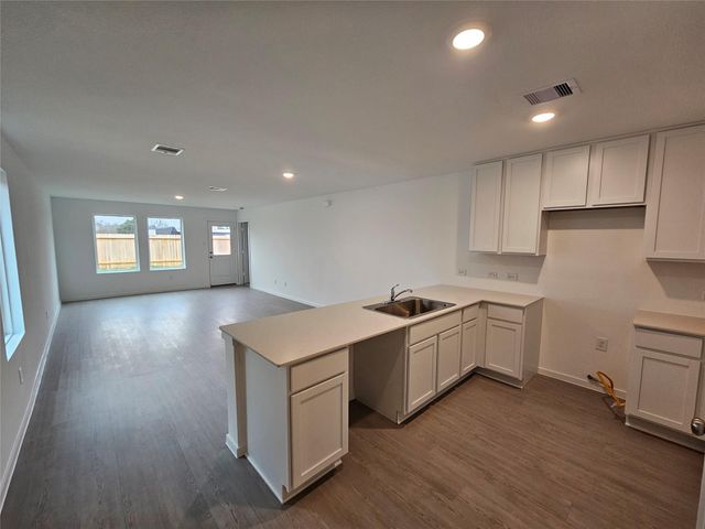 1306 Charlotte Way, Wharton, TX 77488