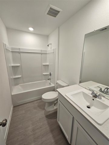 1306 Charlotte Way, Wharton, TX 77488