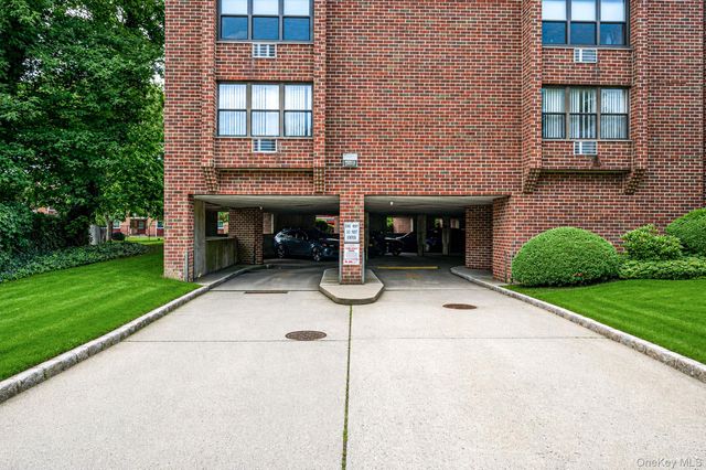 380 Fulton Street G2, Farmingdale, NY 11735