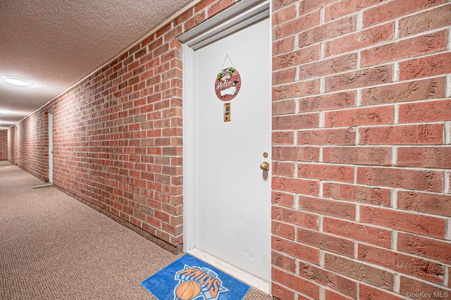 380 Fulton Street G2, Farmingdale, NY 11735