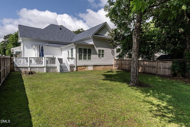 212 W Church Street, Benson, NC 27504