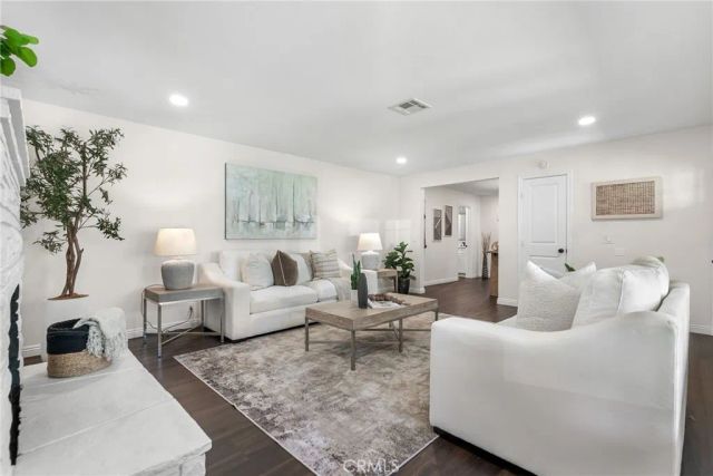 281 S Willdan, Anaheim, CA 92808