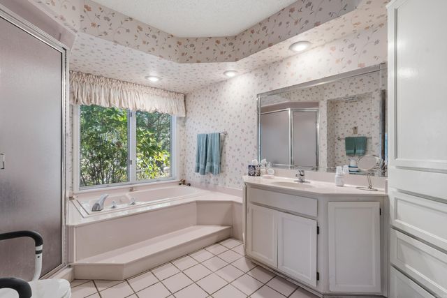 36 Encantado Way, Hot Springs Village, AR 71909