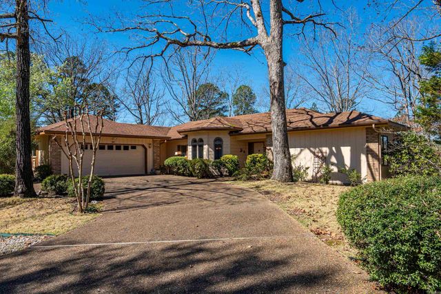 36 Encantado Way, Hot Springs Village, AR 71909