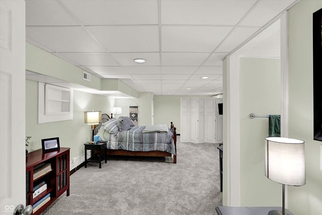 5827 Susan Drive E, Indianapolis, IN 46250