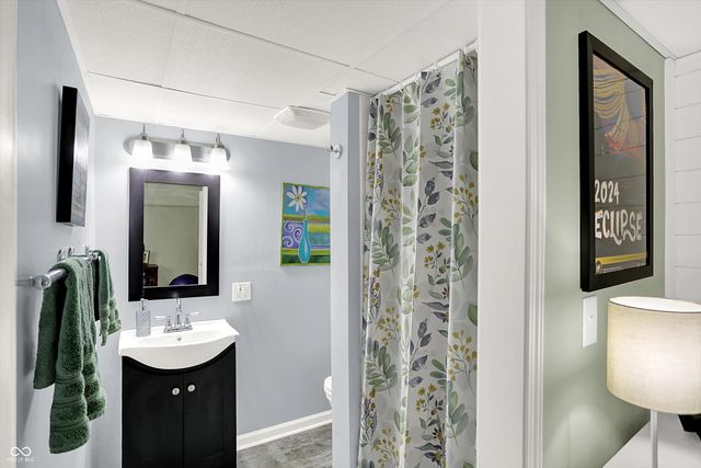 5827 Susan Drive E, Indianapolis, IN 46250