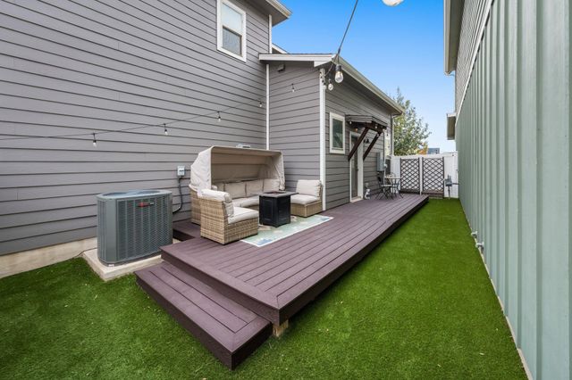 8109 Mandela BND, Austin, TX 78744