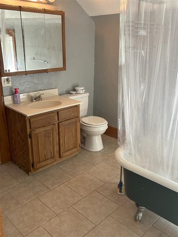 19 Central St Street, Battle Creek, MI 49017